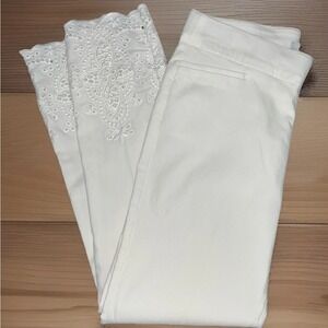 Chicos White Eyelet Embroidered‎ Hem Ankle Pants Size 0 Regular US 4R Pull On